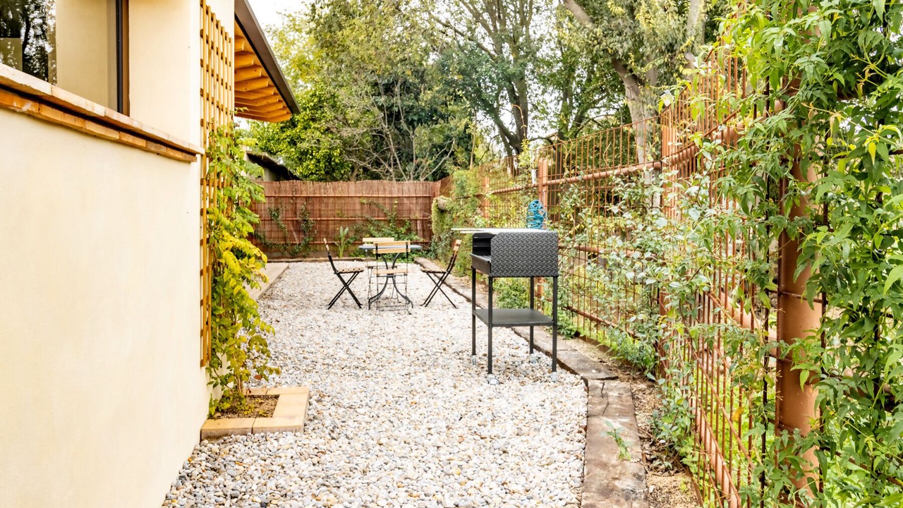 Photo of Outdoor in Camos