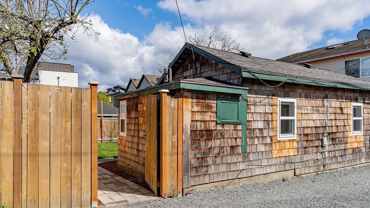 Photo of Outdoor in West Woodland