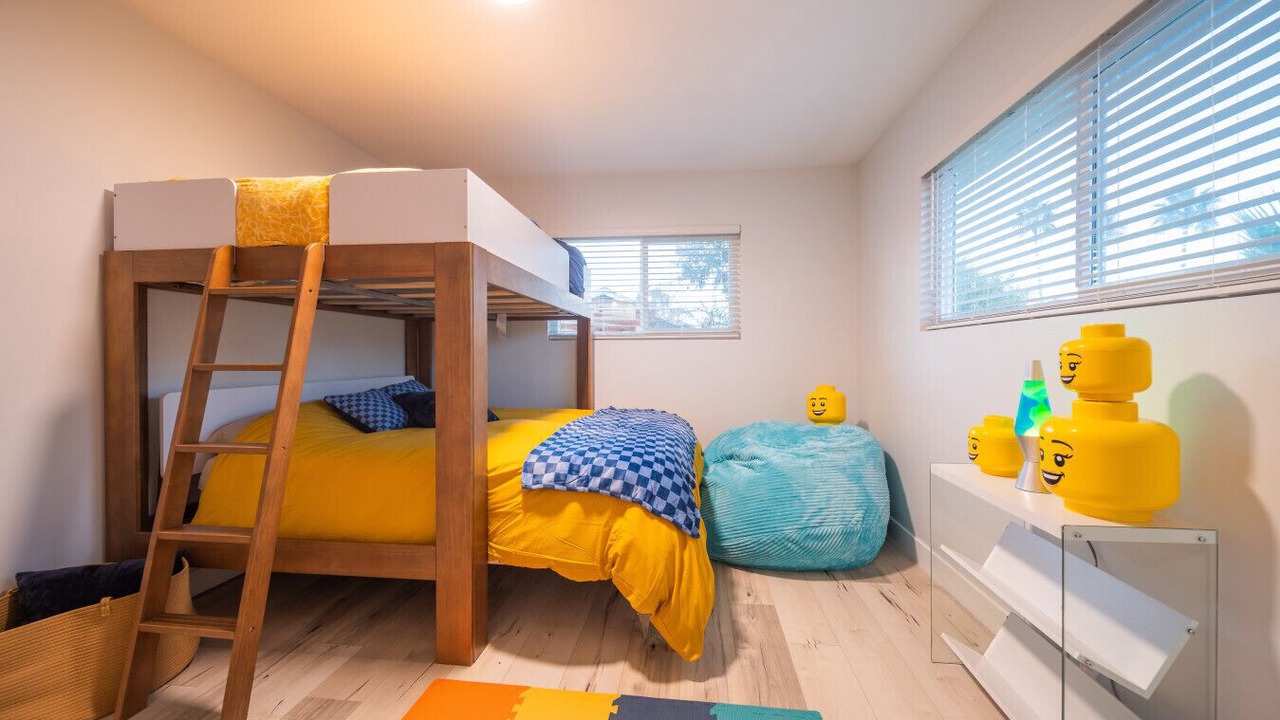 Photo of Bedroom in Vista