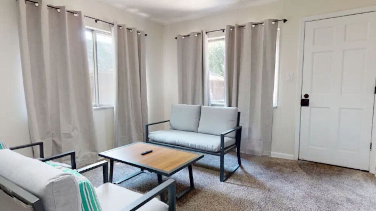 Photo of Livingroom in Grosse Pointe