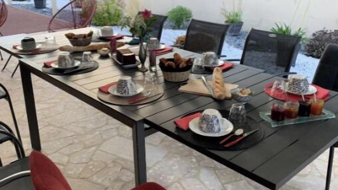 Photo of Outdoor in Margon