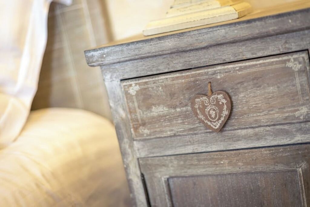 Photo of Others in Saires