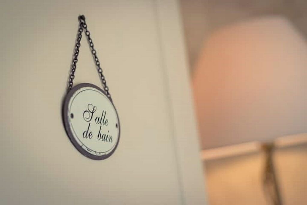 Photo of Others in Saires