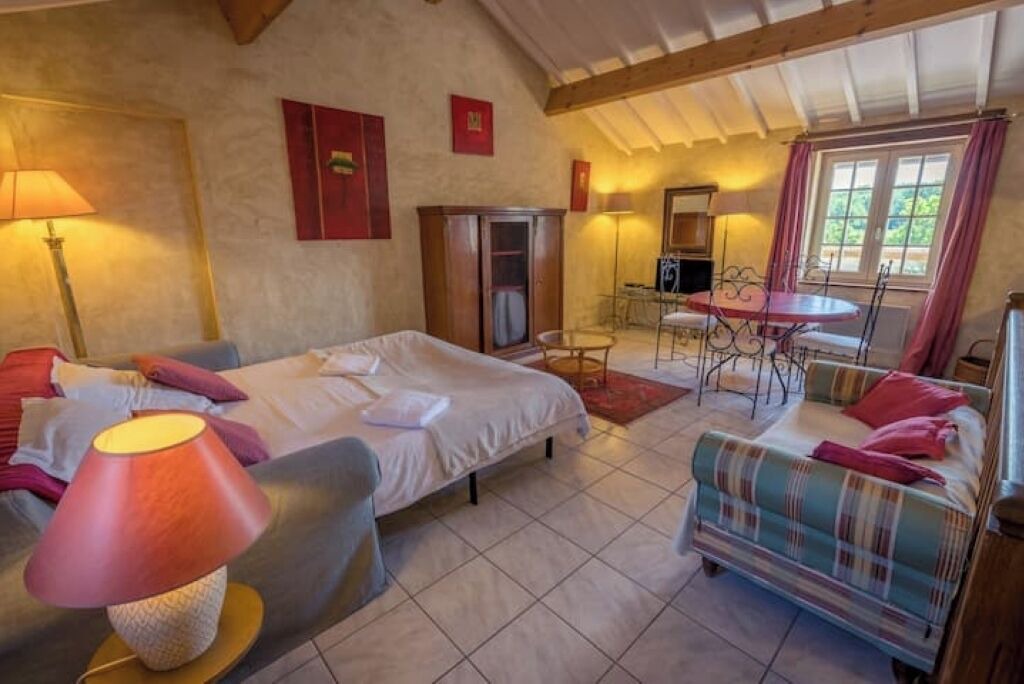 Photo of Bedroom in Saires