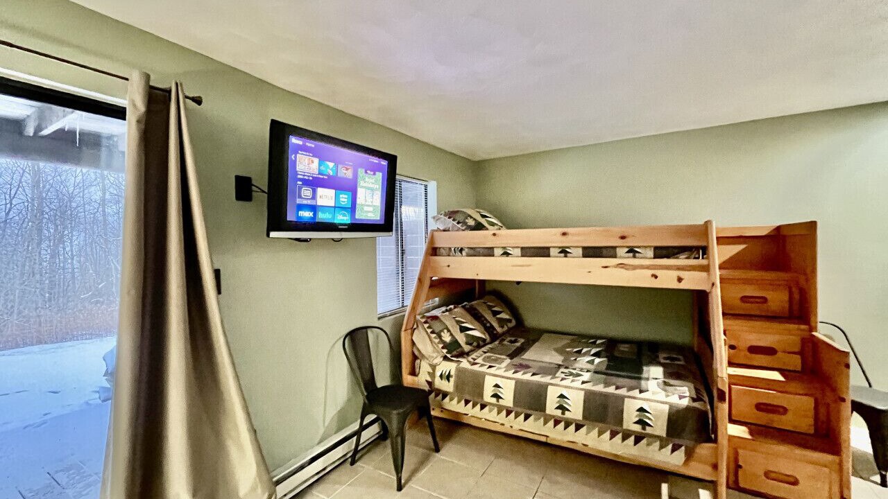 Photo of Bedroom in Hidden Valley