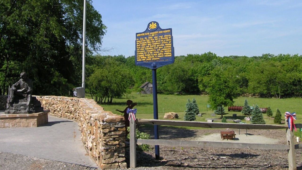 Photo of Others in Hidden Valley