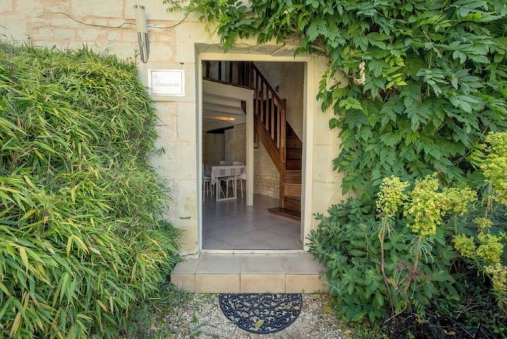 Photo of Outdoor in Saires