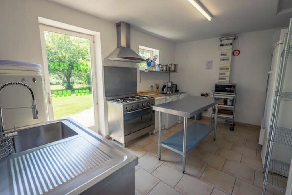 Photo of Kitchen in Saires