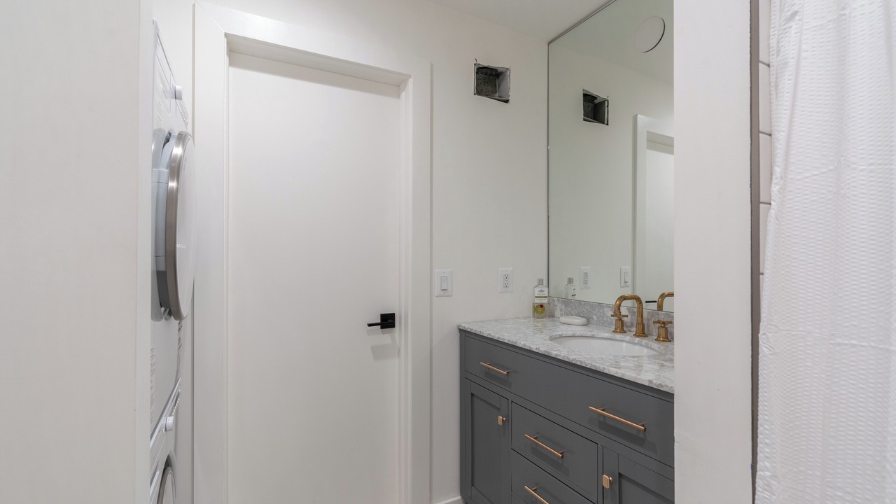 Photo of Bathroom in Arlington