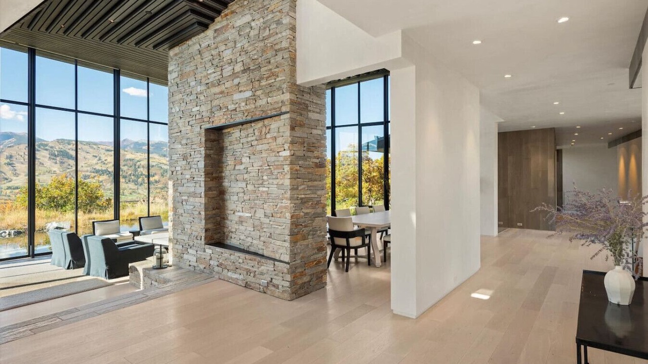 Photo of Bedroom in Red Mountain