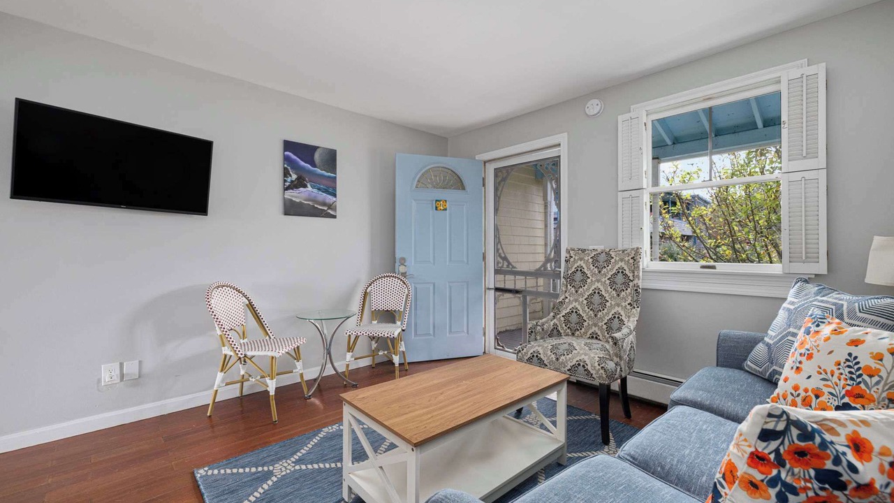 Photo of Livingroom in Block Island