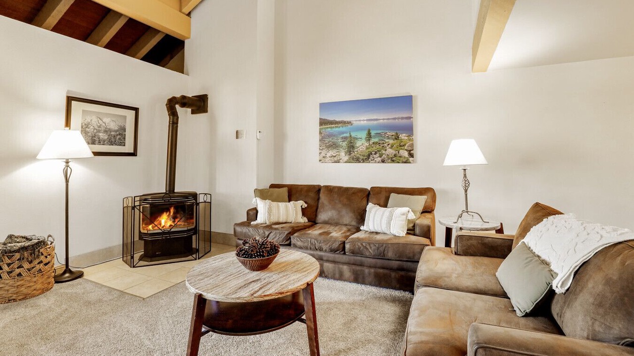 Photo of Livingroom in South Lake Tahoe