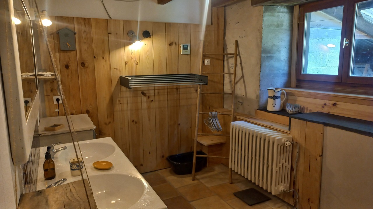 Photo of Bathroom in Germs-sur-l'Oussouet