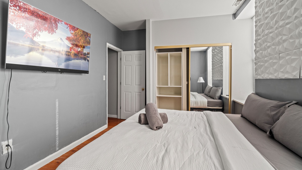 Photo of Bedroom in Fairmount