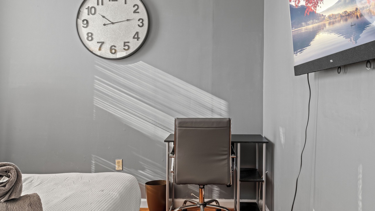 Photo of Bedroom in Fairmount