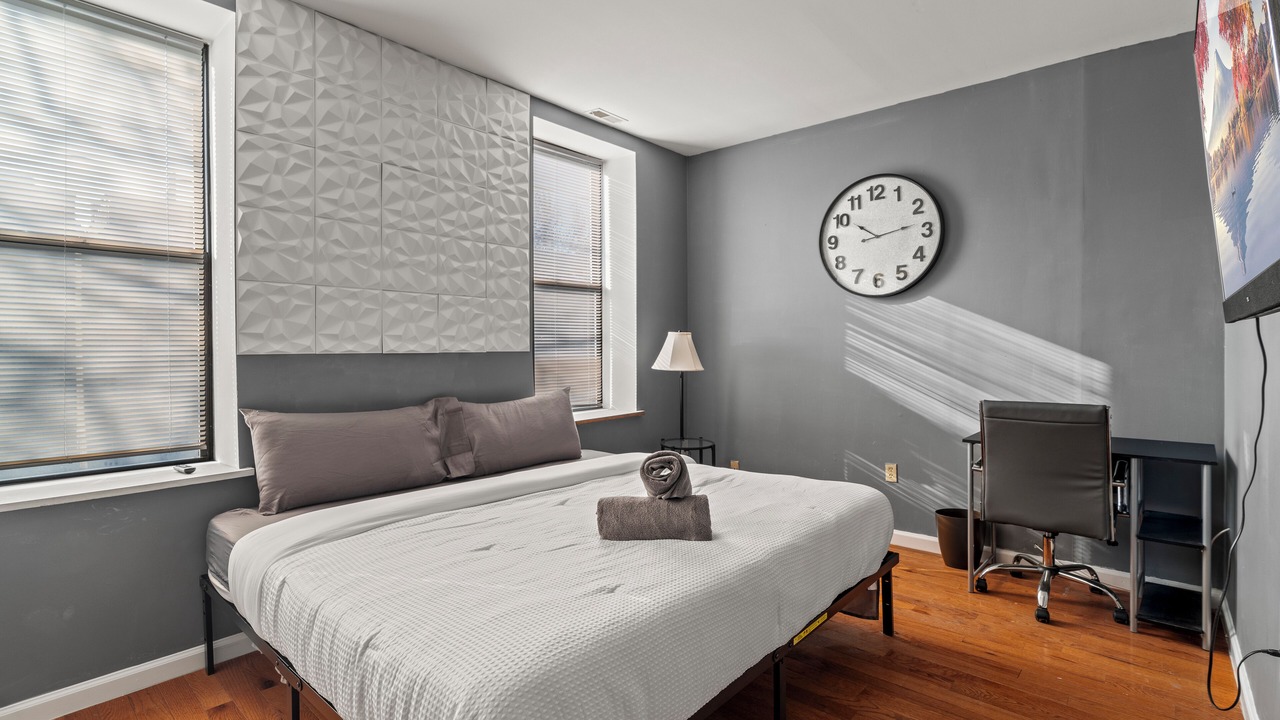Photo of Bedroom in Fairmount