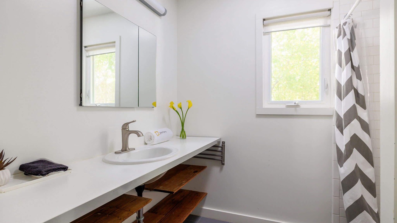 Photo of Bathroom in Hyde Park