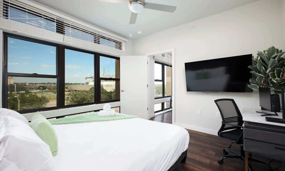Photo of Bedroom in Southtown