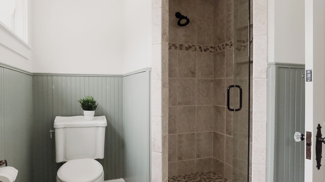 Photo of Bathroom in Drayton Plains