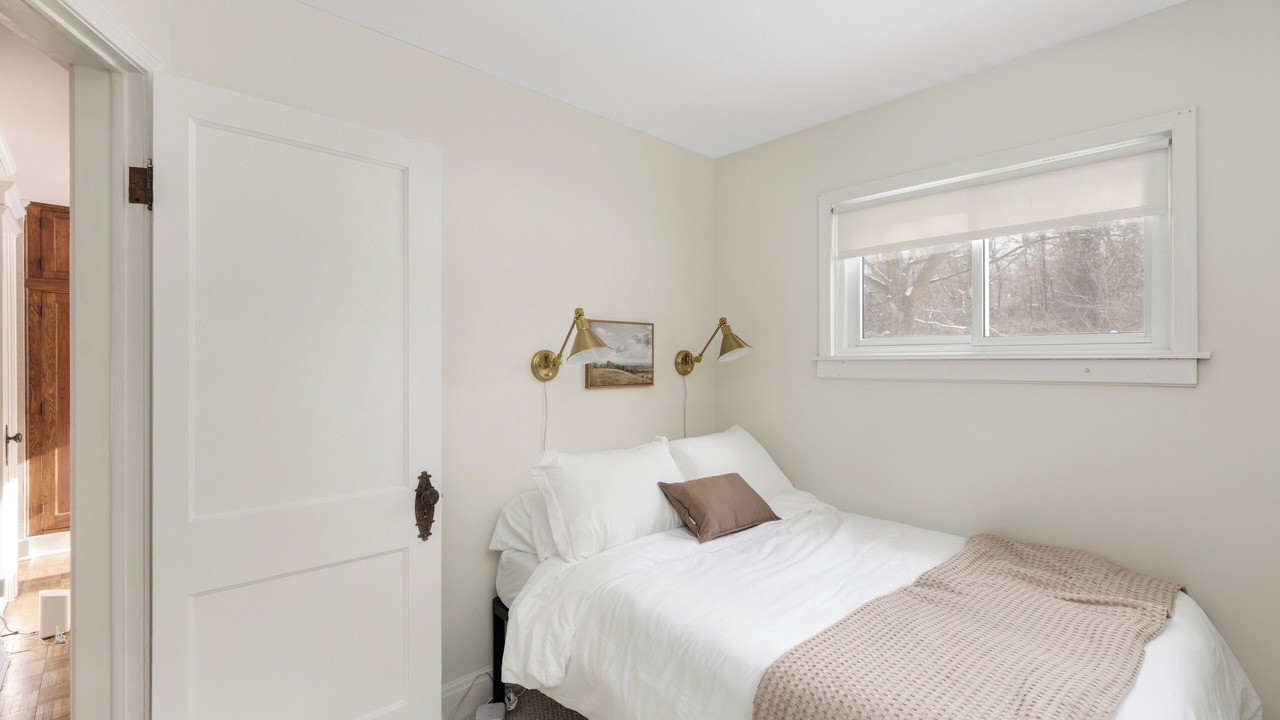 Photo of Bedroom in Drayton Plains