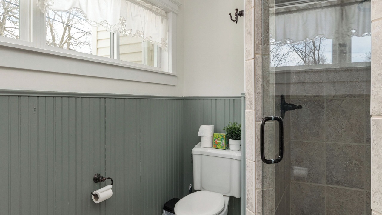 Photo of Bathroom in Drayton Plains