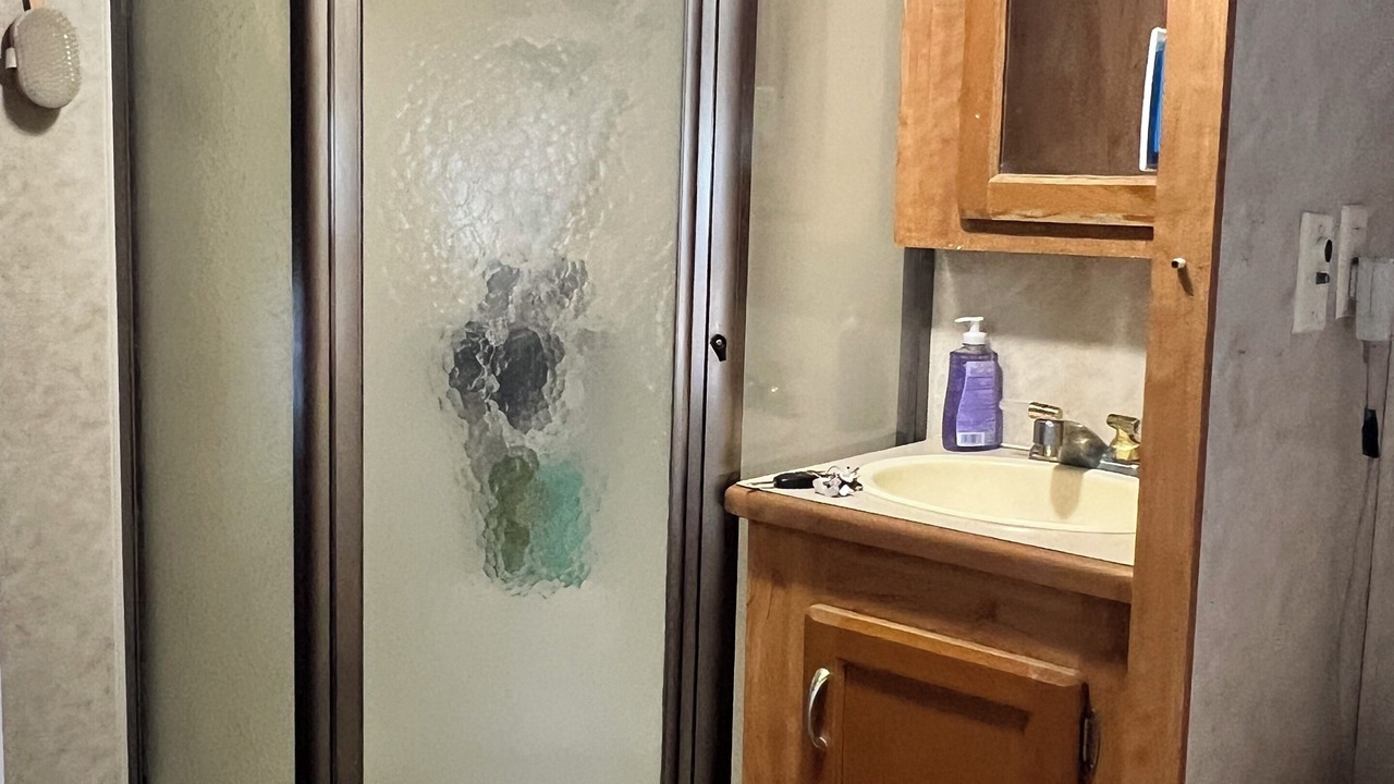 Photo of Bathroom in Opa-Locka
