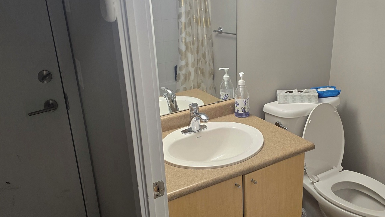 Photo of Bathroom in Six Points
