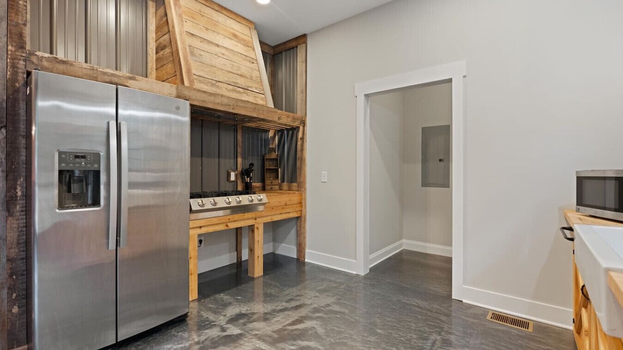 Photo of Kitchen in Dickson County