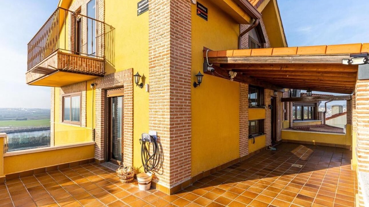 Photo of Patio Balcony in Titulcia