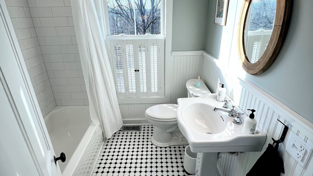 Photo of Bathroom in Canandaigua
