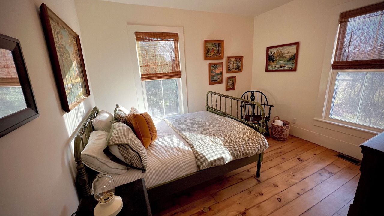 Photo of Bedroom in Canandaigua