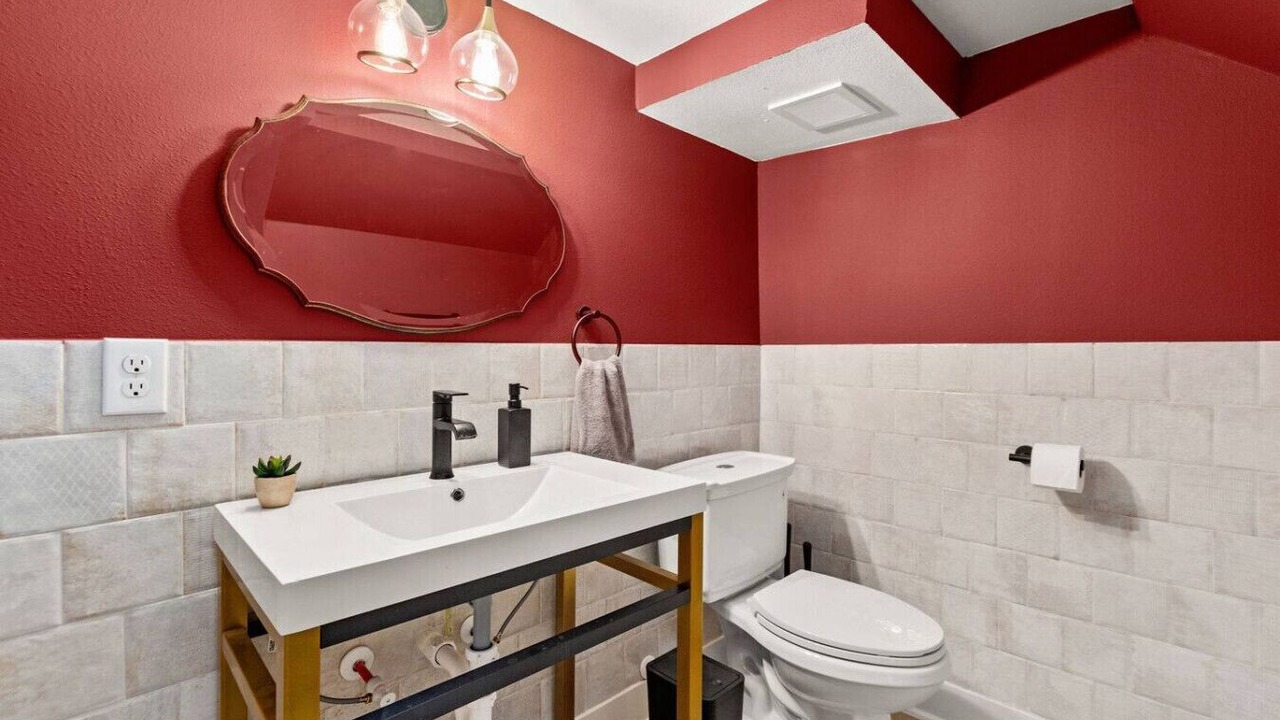 Photo of Bathroom in Midtown