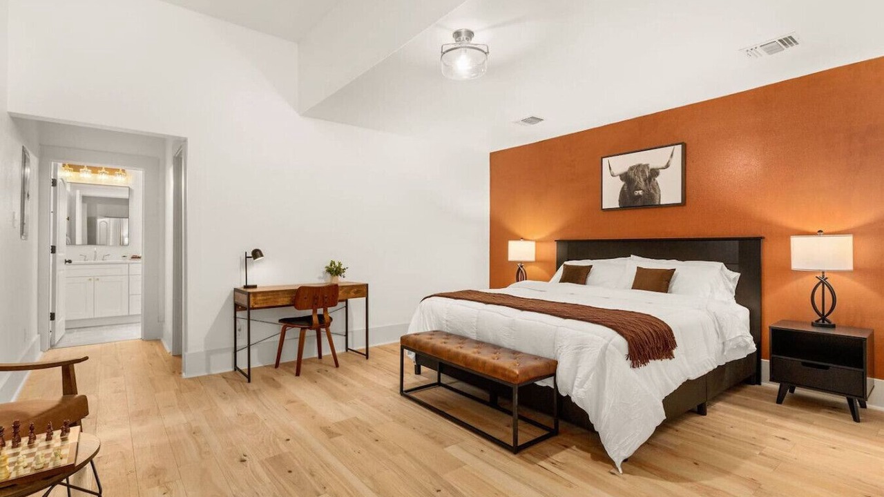 Photo of Bedroom in Midtown