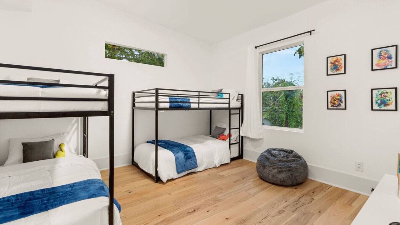 Photo of Bedroom in Midtown