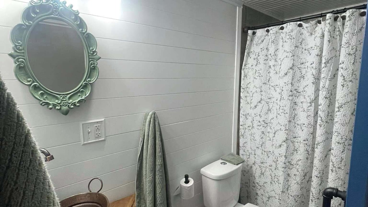 Photo of Bathroom in Saint Libory