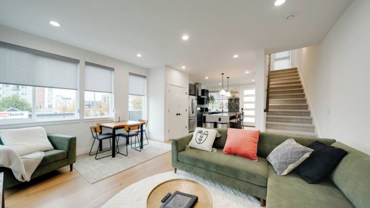 Photo of Livingroom in Fairmount Park