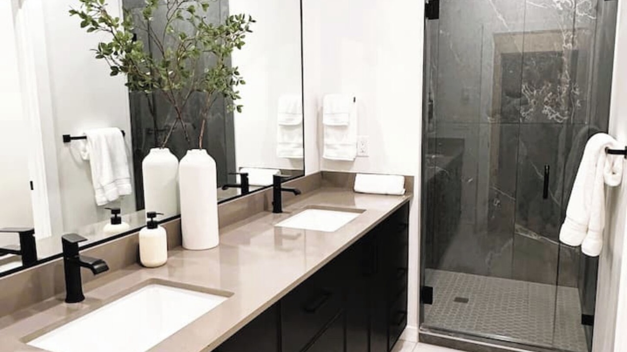 Photo of Bathroom in Fairmount Park