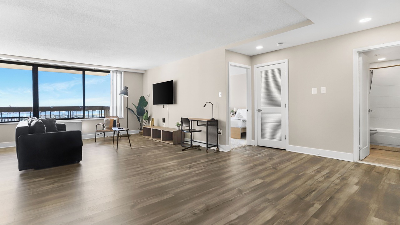 Photo of Livingroom in Crystal City