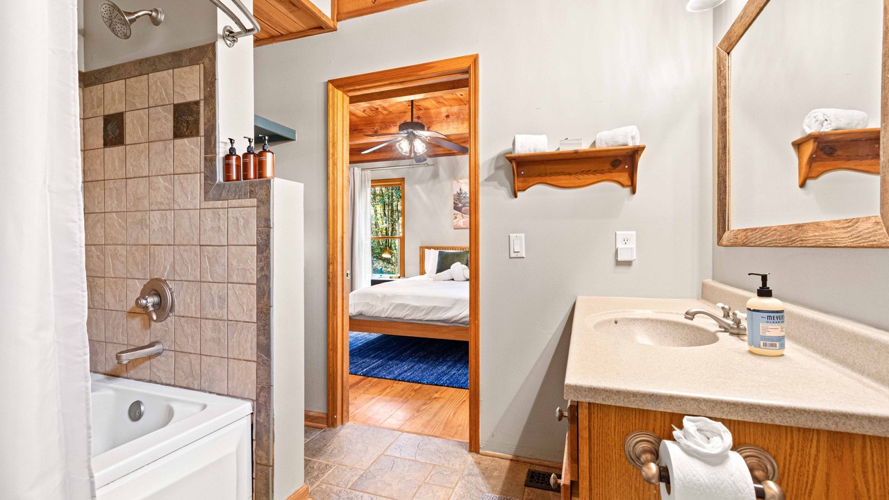 Photo of Bathroom in Clarkesville