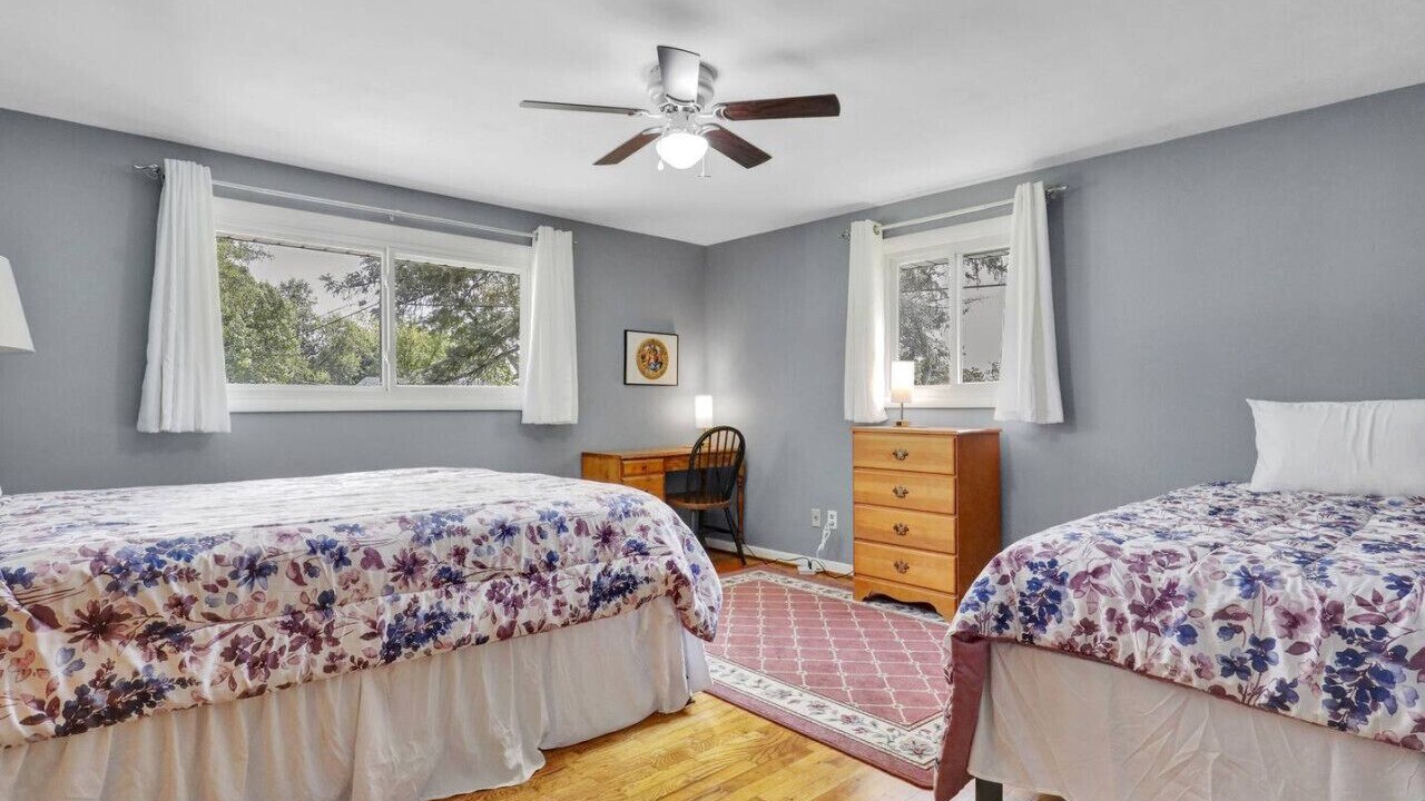 Photo of Bedroom in Lansing
