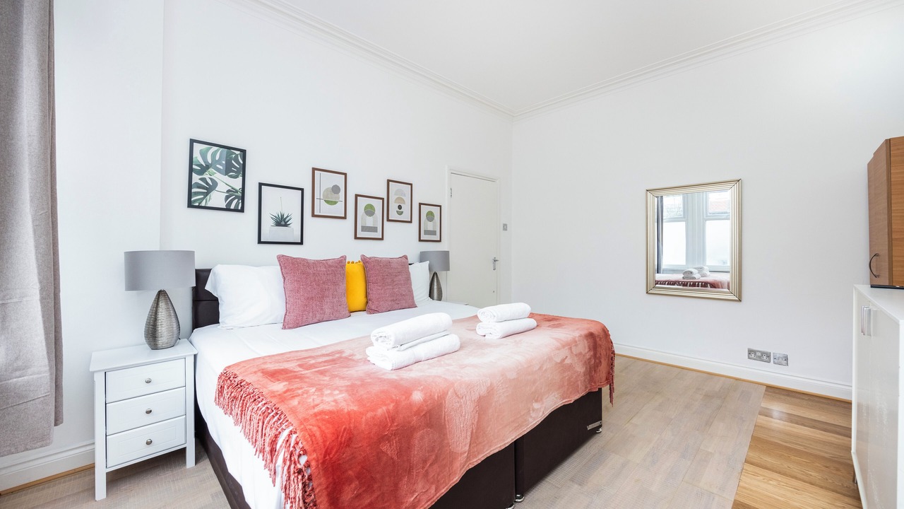 Photo of Bedroom in Bensham Manor