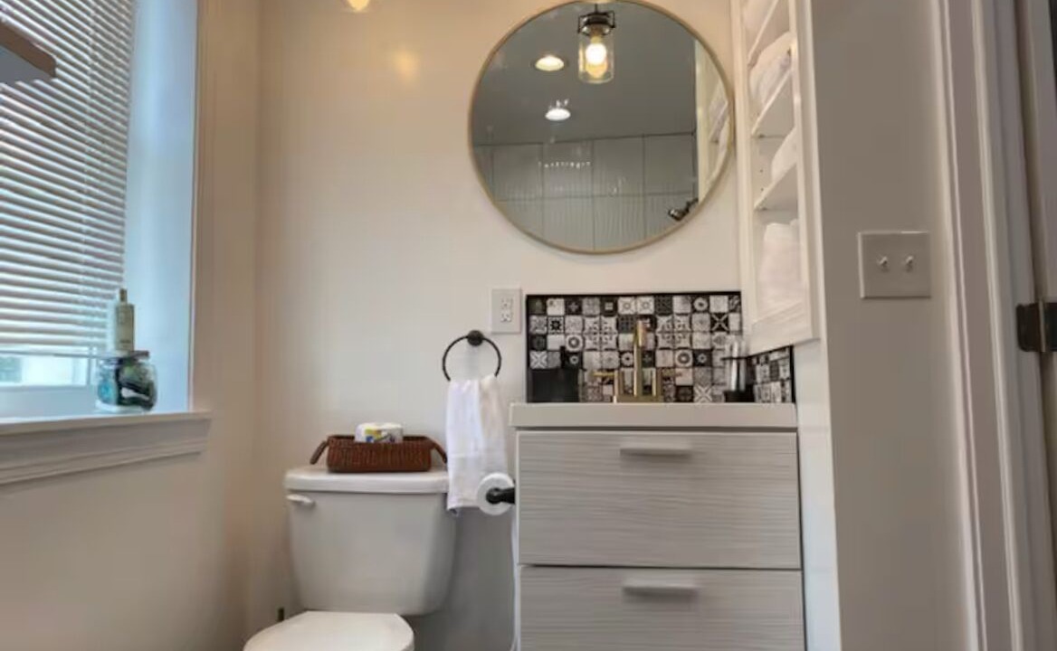 Photo of Bathroom in Brewerytown