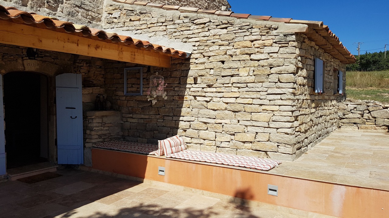 Photo of Patio Balcony in Sainte-Croix-a-Lauze