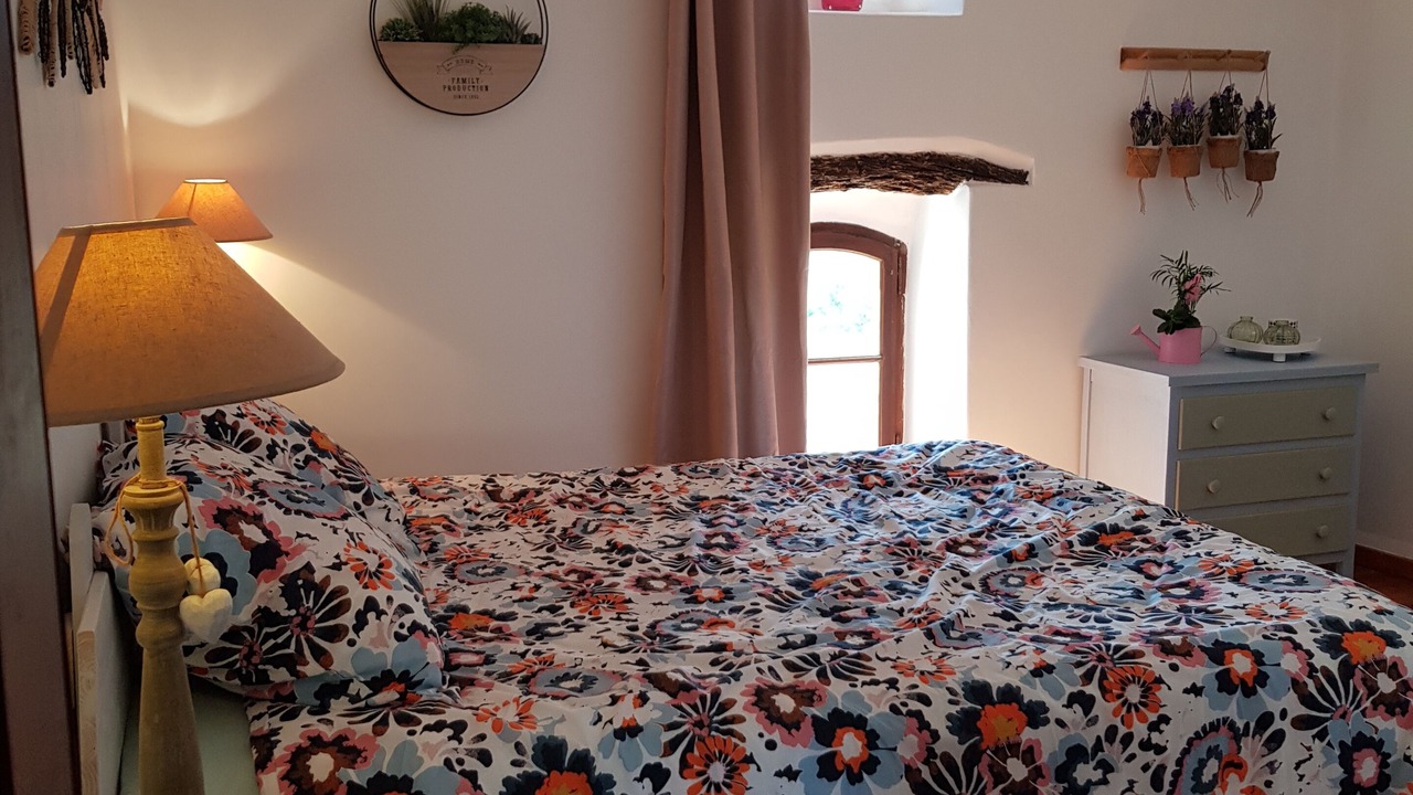 Photo of Bedroom in Sainte-Croix-a-Lauze