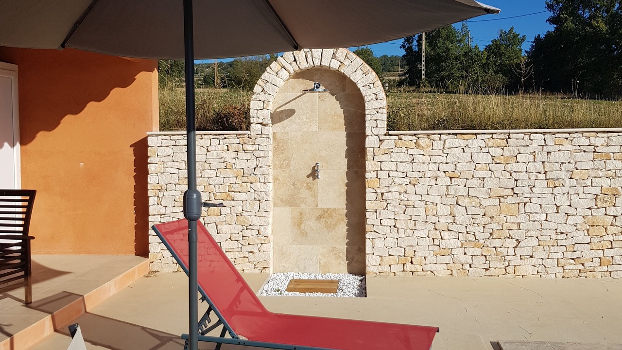 Photo of Outdoor in Sainte-Croix-a-Lauze