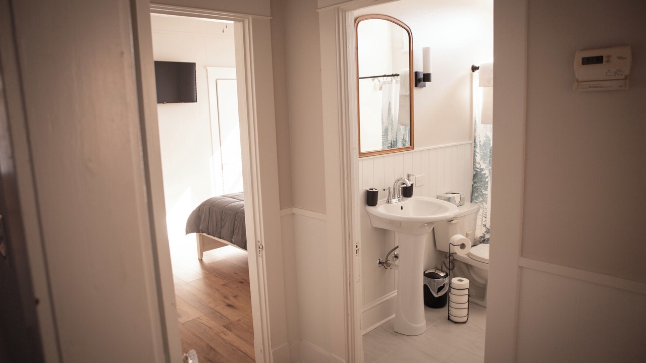 Photo of Bathroom in Morgan City