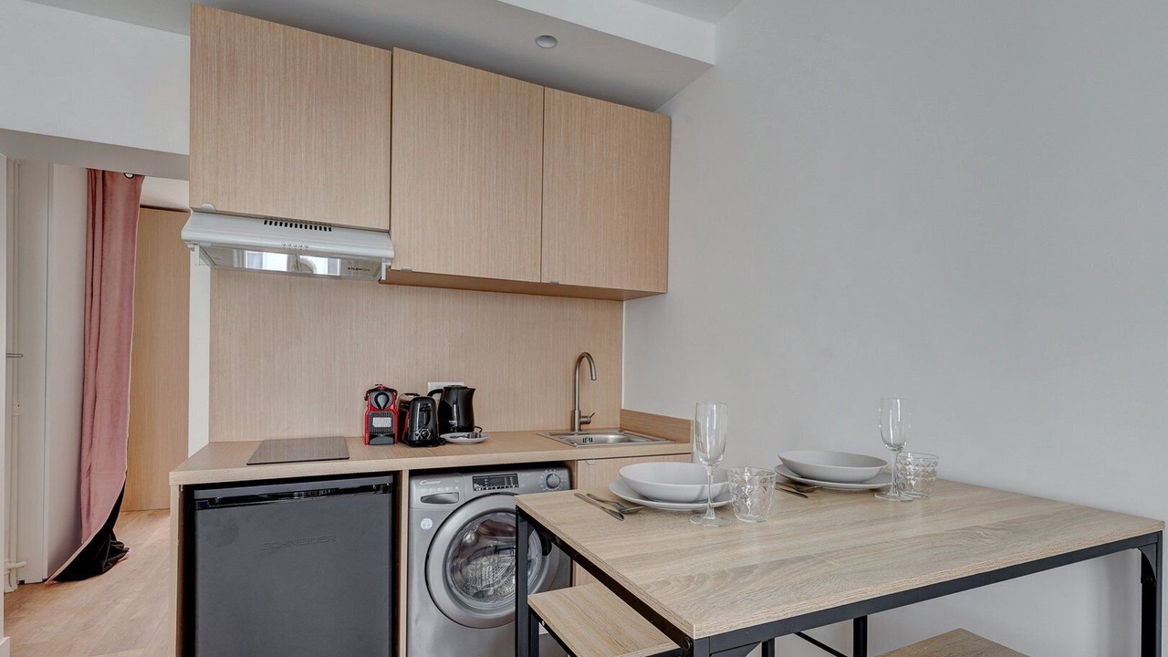 Photo of Kitchen in Quartier de la Plaine-de-Monceaux