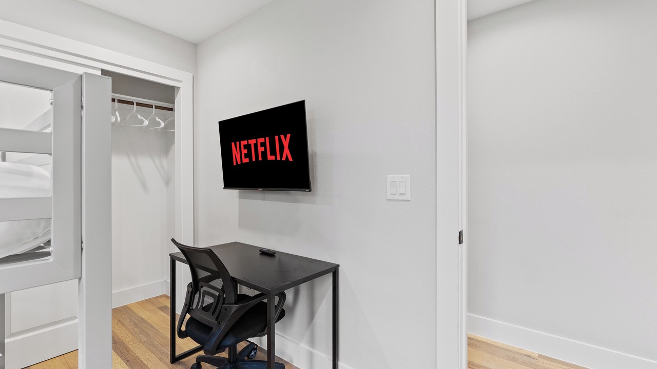 Photo of Bedroom in University Hills and Windsor Park