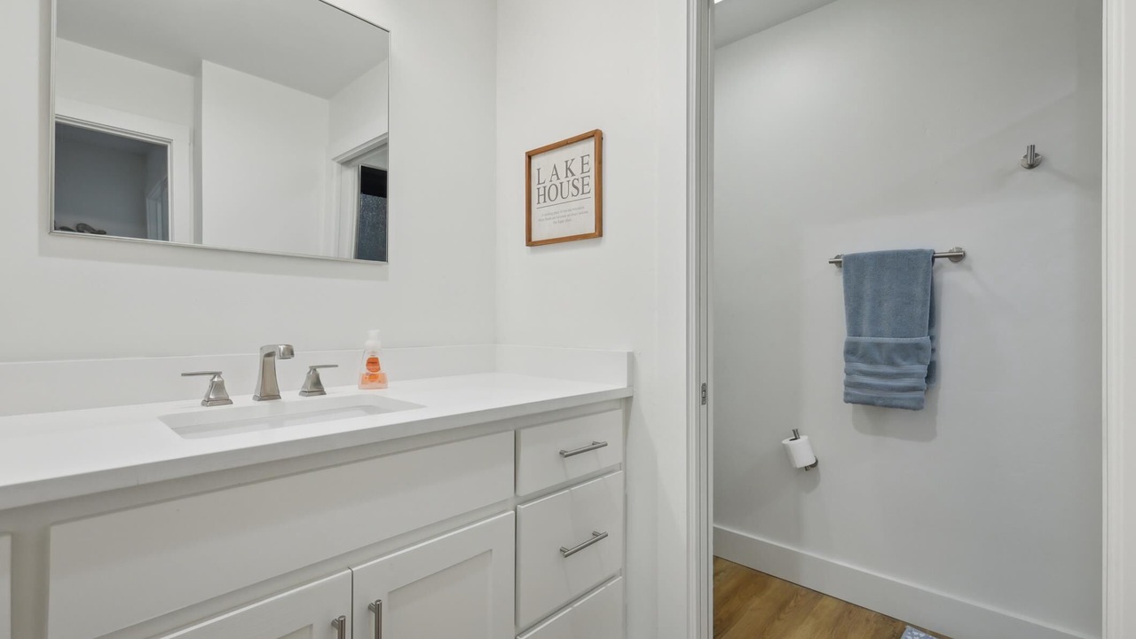 Photo of Bathroom in Graford