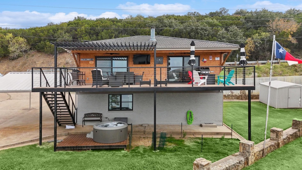 Photo of Outdoor in Graford